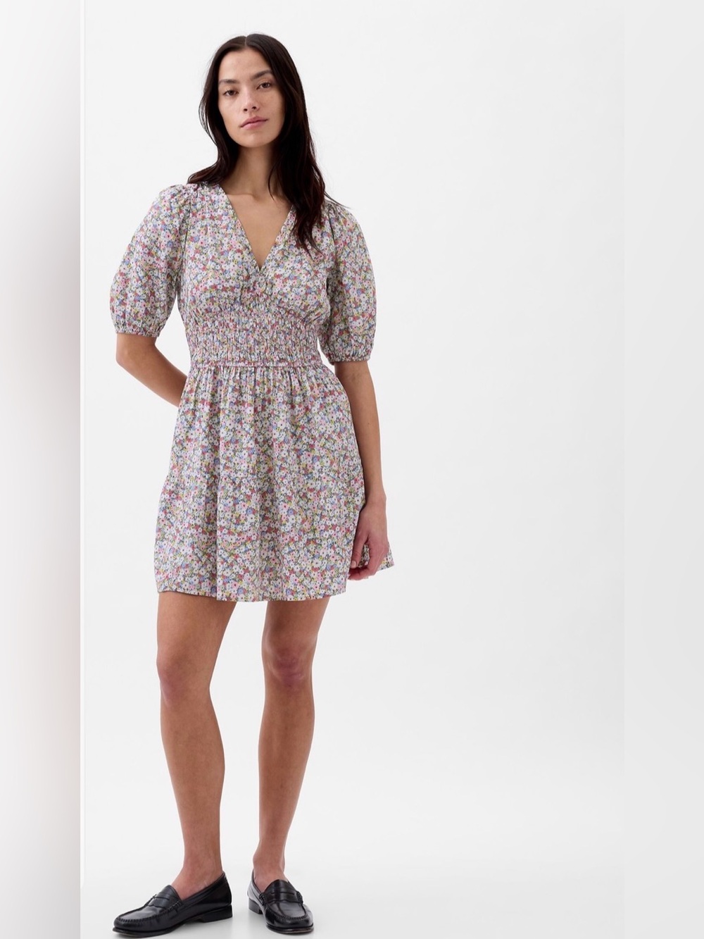 GAP Sz M Floral Smocked V-Neck Mini Dress in White with Pink/Green Flowers NWT